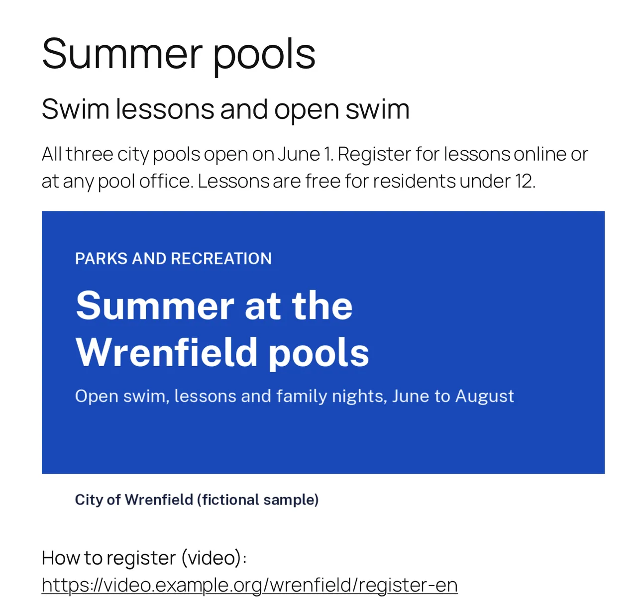 La página en inglés Summer pools con un folleto azul en inglés y un enlace a un video en inglés.