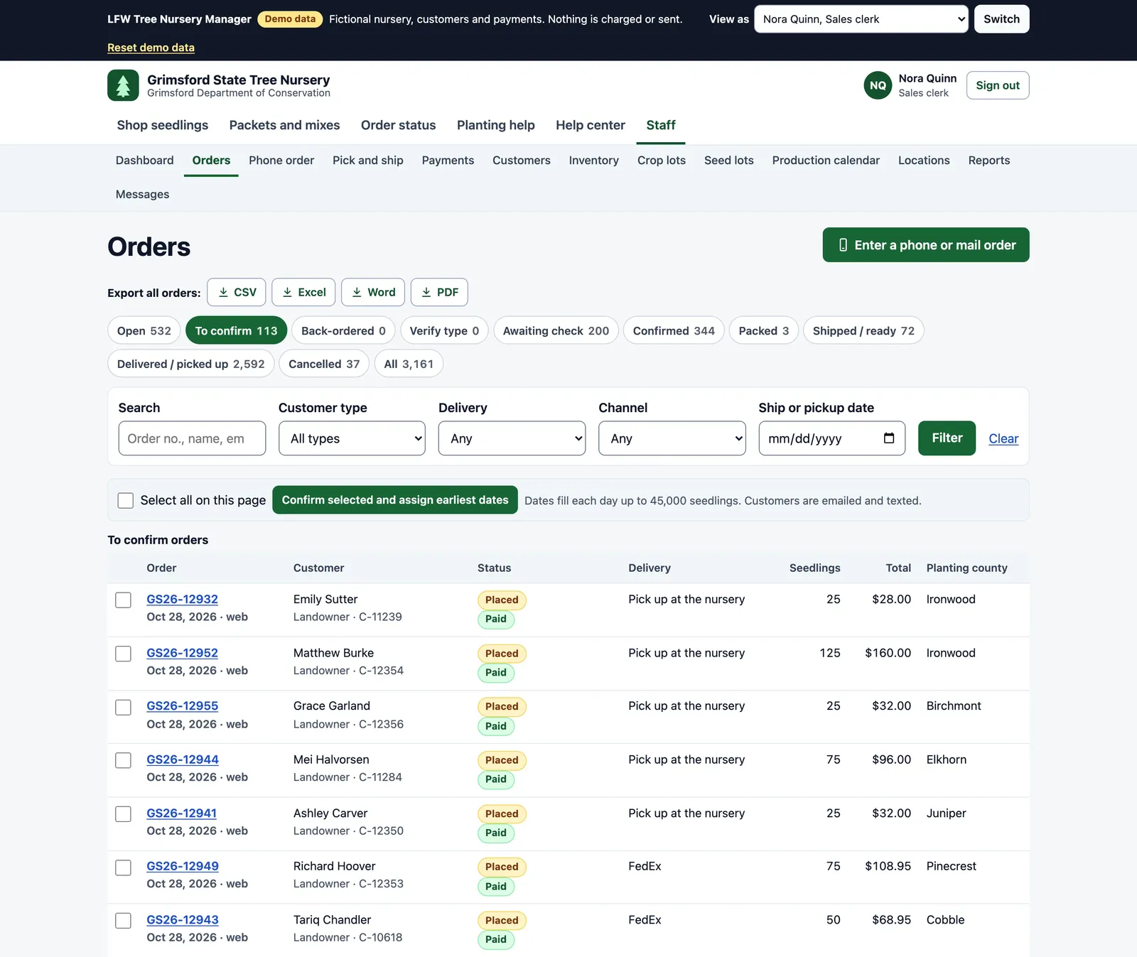 Staff order board demo at the fictional Grimsford State Tree Nursery, with a Demo data label: export buttons for CSV, Excel, Word and PDF, status filters with 113 orders to confirm, search and filters for customer type, delivery, channel and date, a bulk confirm button that assigns the earliest dates with packing capacity, and fictional web orders with customer type, status, delivery, seedlings, total and planting county.